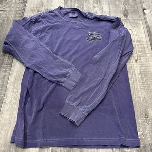 Small holes in both armpits long sleeve purple t shirt